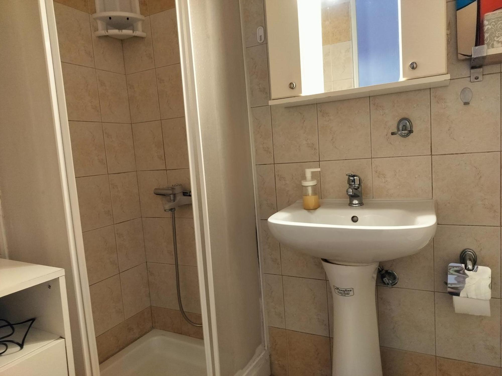 Apartment Trykonos Garden - Explore Center By Foot - Easy Free Parking - Close To Helexpo